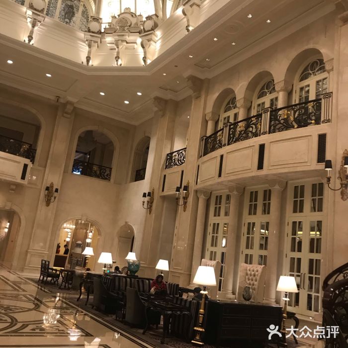 大连一方城堡豪华精选酒店大堂吧大堂图片