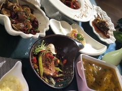 -忘忧草融合私房菜(红鼎国际店)
