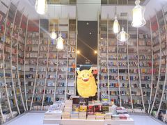 -钟书阁(松江泰晤士小镇店)