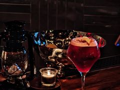 -FOUR PLAY BAR