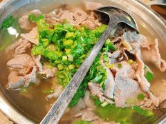 -肖四女乐山跷脚牛肉(世博源店)
