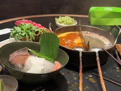 -三出山火锅(南京万象天地店)