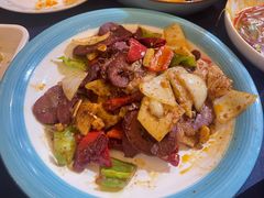 -伊带伊路新疆美食府(呼家楼店)