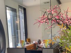 -荷塘秋月·本帮江浙菜(国权路店)