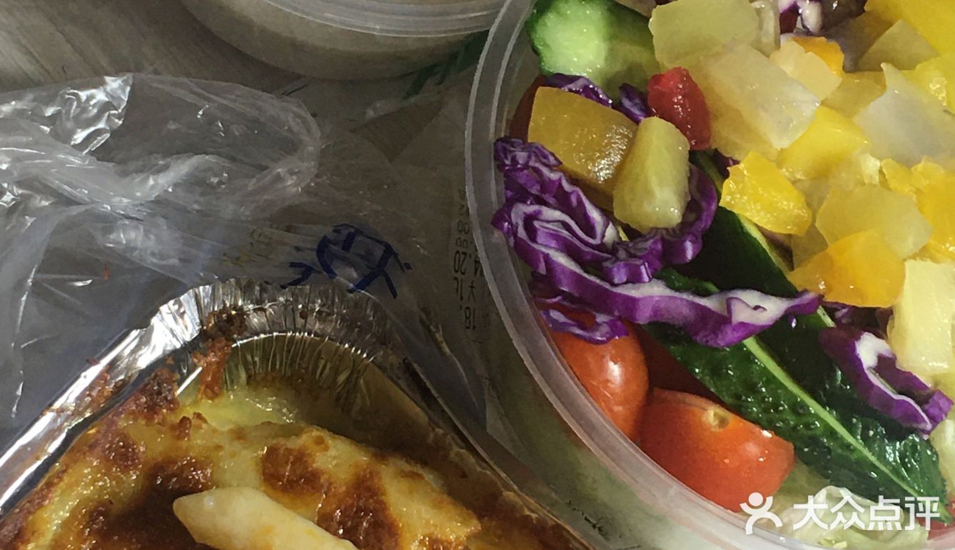 瞎吃合集[调皮]｜疯狂踩雷de12月份de外卖&小零嘴&饭们 