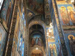 -滴血救世主教堂