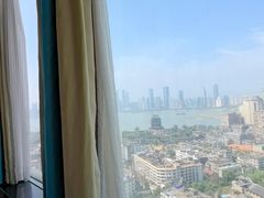 -东方豪景花园酒店·怡景旋转餐厅