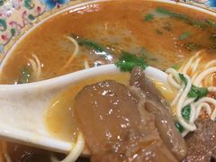 -金杨拉面王小吃面馆·牛三宝面·红烧牛肉粉