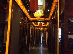 -半岛公馆(淞兴西路店)