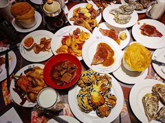 -四海一家自助餐(益田假日广场店)