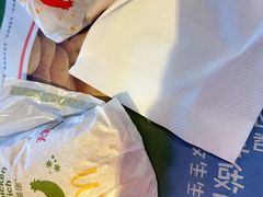麦辣鸡腿汉堡-麦当劳(虹梅路地铁站店)