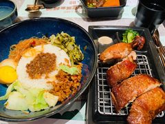 卤炸鸡腿饭-馔豚·台北菜专门店(深圳湾万象城店)