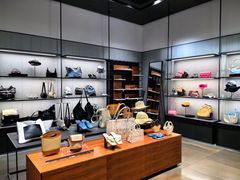 -URBAN REVIVO(深圳华润万象天地店)