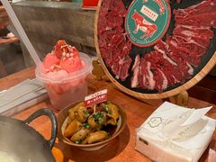 -周小明火锅(黑金冠社区店)