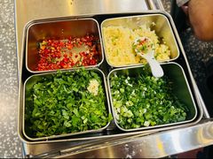 -钟大嘴牛杂串串火锅(龙泉总店)