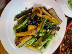 -柴窝堡22号辣子鸡·传承新疆菜