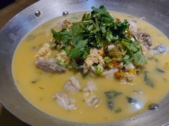 鱼子鱼杂火锅-老熊家腊肉馆
