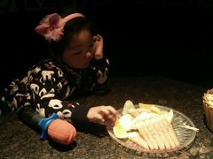 -唛客疯量贩式KTV(金飞达广场店)