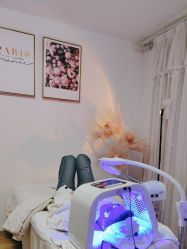 -美肤盾祛痘·问题肌头疗管理中心