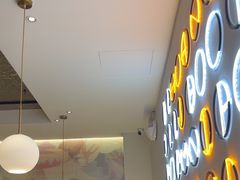 -黄记煌三汁焖锅(新佳丽江汉路店)