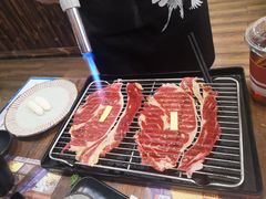 铺天盖地顶级澳牛肉火焰寿司-仙隐小鹿中華の日料(正弘城店)