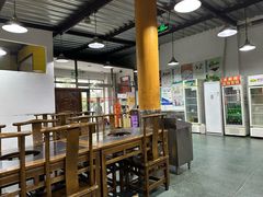 -龙顺园麻辣香锅(机场店)