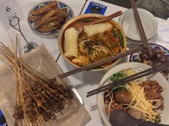 -粉八·云南米线·建水烧烤(常熟路店)
