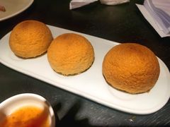 -蝴蝶里·粤菜·点心(滨江龙湖店)