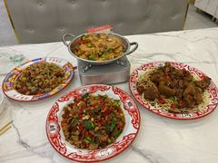 -江城燕子大排档(江汉路步行街店)