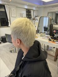 -镁连社·美联社