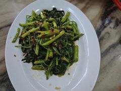 -新峰肉骨茶