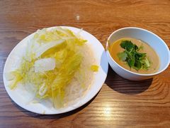 水爆粉丝白菜-清真吴记门钉肉饼·喜多利