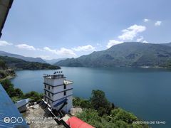 -雷波马湖风景区
