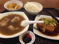 -黄亚细肉骨茶(仰光路店)