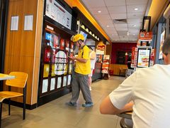 -汉堡王(上海缤谷一期店)