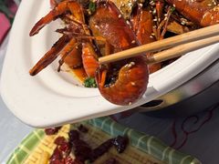 -肥肥虾庄·金牌油焖大虾(杨园滨江时代walk店)
