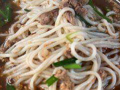 -正宗杨记普洱酸醋米线(总店)