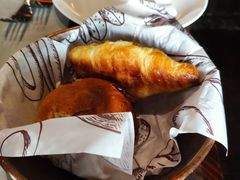 餐前欧式面包-YUE·6·西式融合餐厅(外滩六号店)
