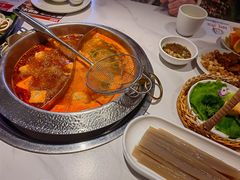 -左庭右院鲜牛肉火锅(环球港店)