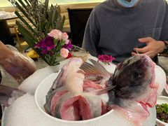 -野山舂·贵州现舂酸汤牛肉(民生路店)
