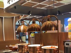 -牛YO寿喜烧·铁板烧和牛火锅自助(市府恒隆店)