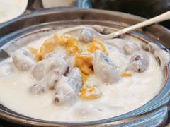 南瓜紫薯香芋煲-高第街56号港式餐厅·精选(世茂广场宽厚里大明湖店)