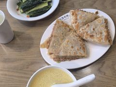 酸辣瓜条-河沿肉饼Beijing Pie(东华门店)