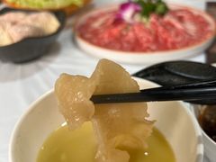 -鲜入围煮花胶鸡海鲜火锅