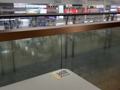 -麦当劳(上海虹桥站30B检票口楼上)
