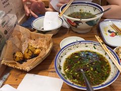 -云阿蛮云南生烫牛肉米线(奉贤路店)