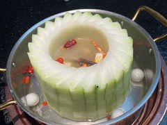 -得意咚瓜·顺德鱼生·冬瓜火锅(深圳首店)