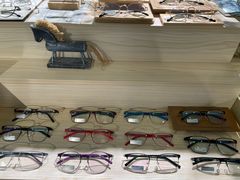 -Trend1881视光·蔡司视觉(领展广场店)