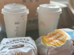 -麦当劳(展览路店)