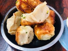 -黄阿姨锅贴大王(万航渡路店)